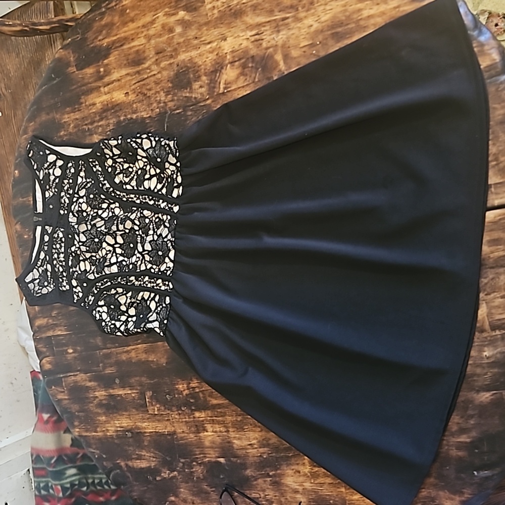 Dress black medium